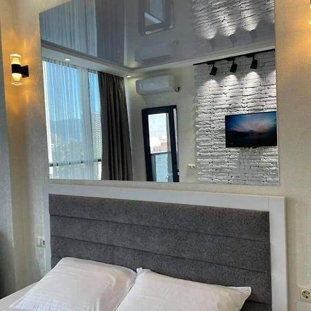 Appartement Dar Tower à Batoumi Extérieur photo