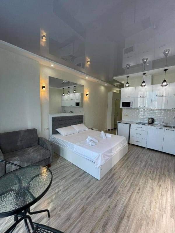 Appartement Dar Tower à Batoumi Extérieur photo