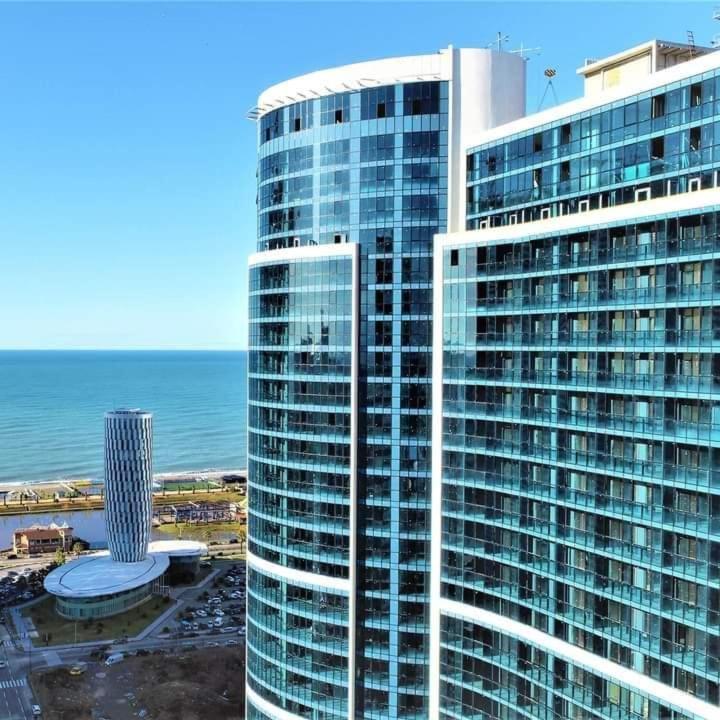Appartement Dar Tower à Batoumi Extérieur photo